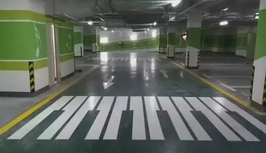 错那仓库划线